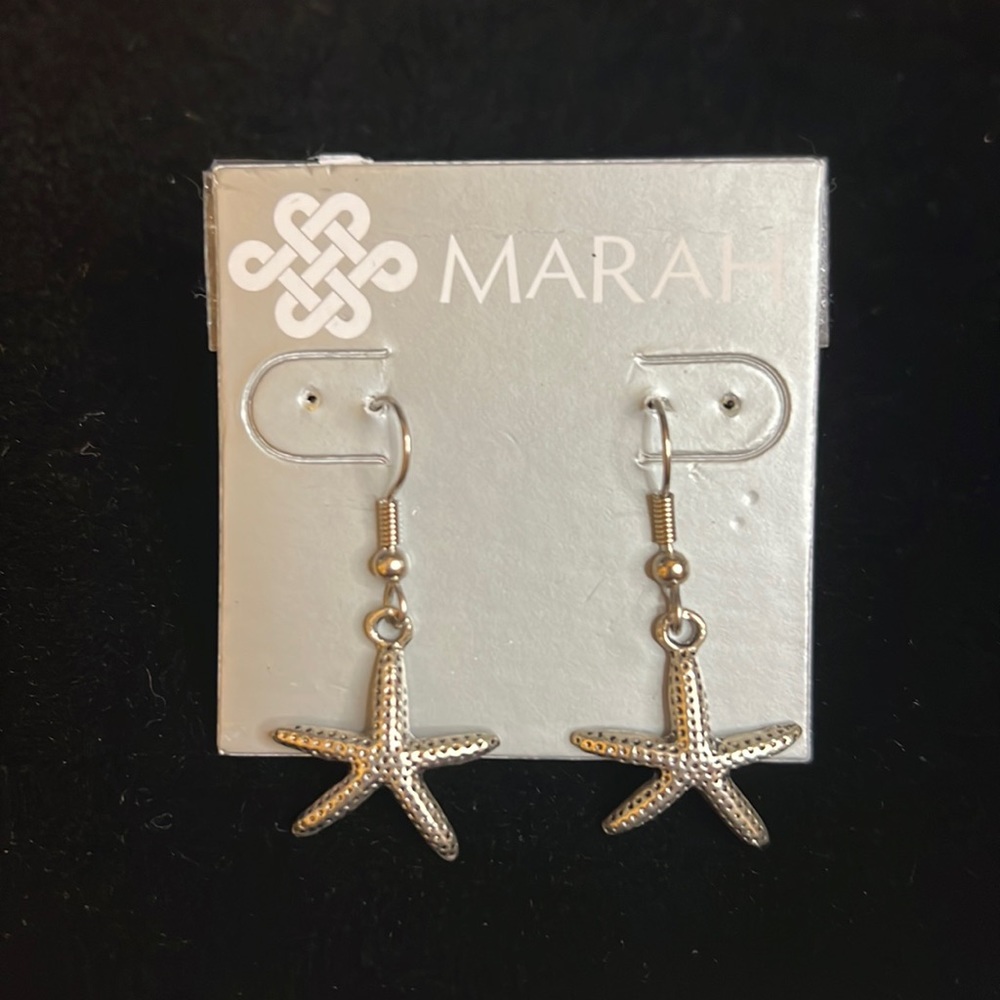 Marah NWOT beautiful silver starfish earrings.